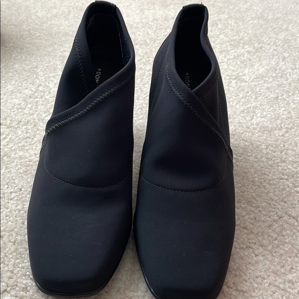 Black heels